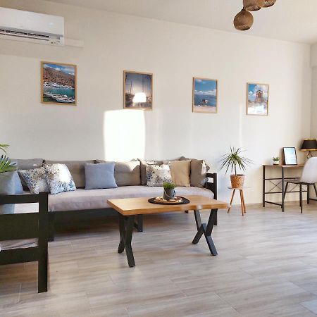 Holiday House Heraklion Deluxe Exteriör bild