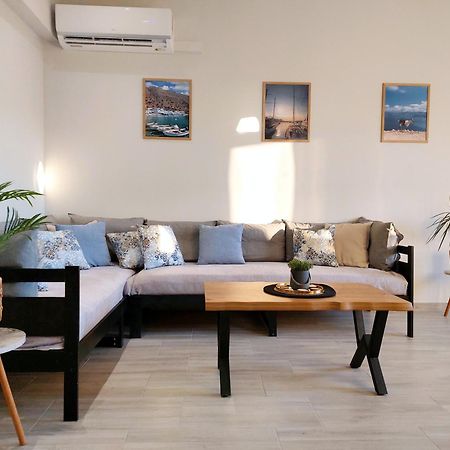 Holiday House Heraklion Deluxe Exteriör bild