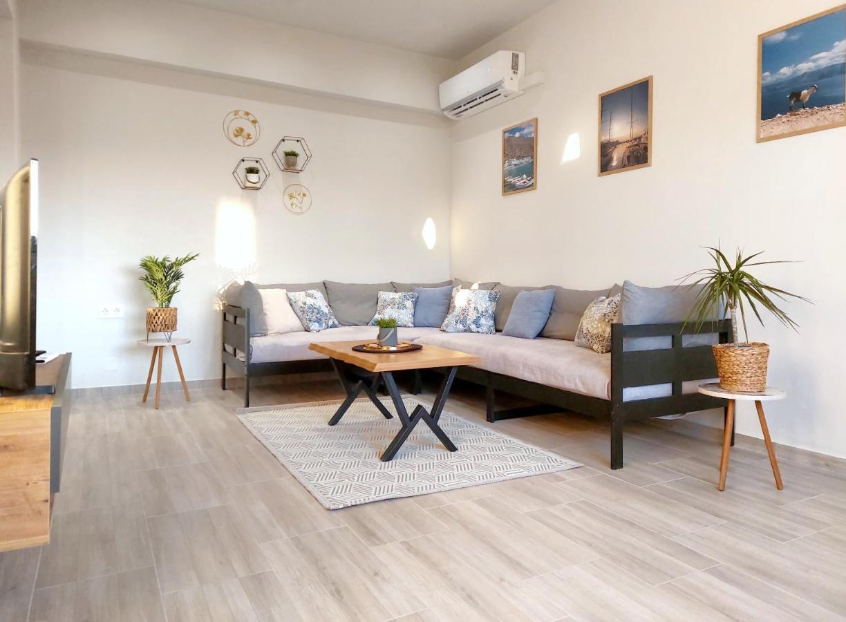 Holiday House Heraklion Deluxe Exteriör bild